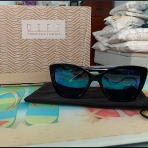 DIFF Sunglasses